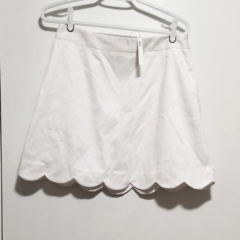 NWT ASOS 🇬🇧 White A-line mini skirt scalloped hem